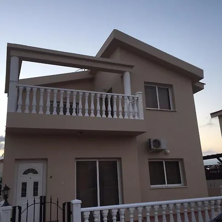 Agia Napa Villa * איה נאפה